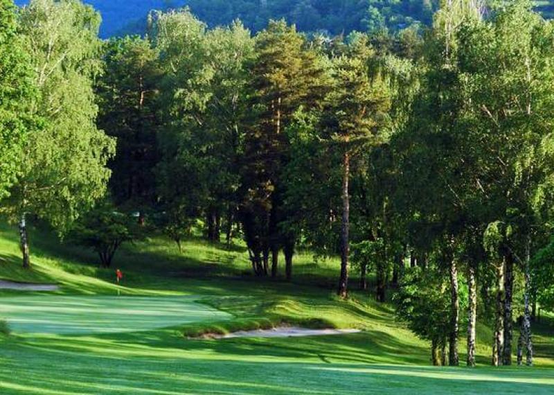 Vista sul campo da golf di Menaggio