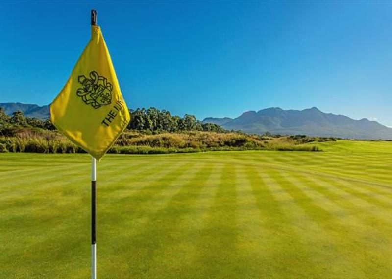 Fancourt The Links vista green con buca in primo piano