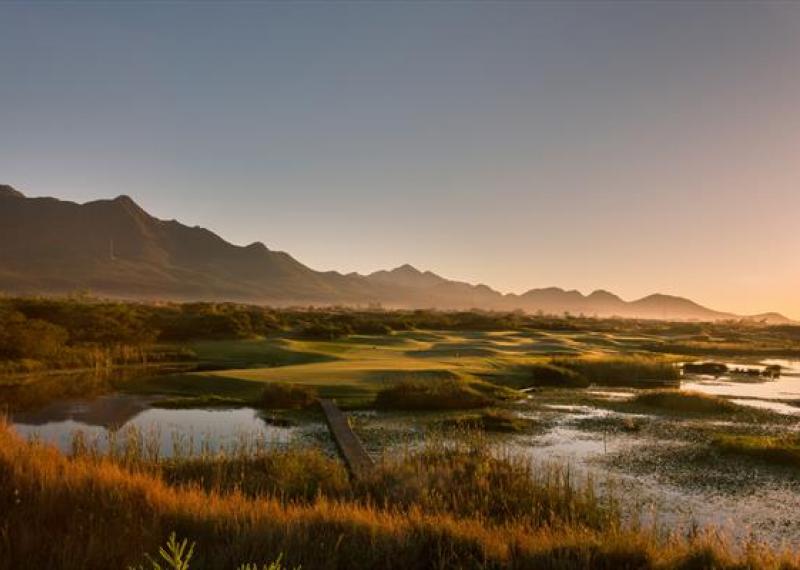 Fancourt The Links vista campo al tramonto